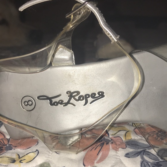 Toe Ropes sandals - Picture 8 of 9